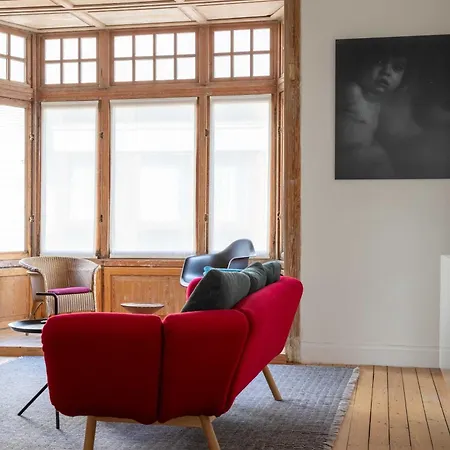 Spacious Belle Epoque House With Free Parking Semesterbostad Oostende